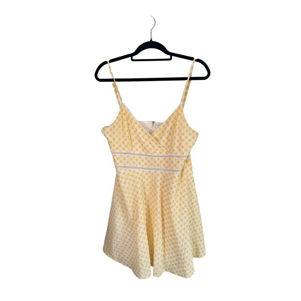 Altar’d State Yellow and White Floral Dress size XL